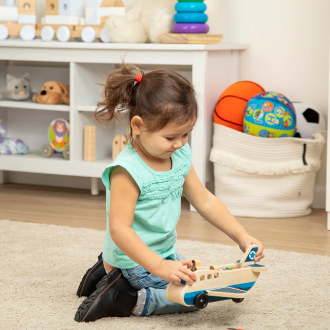 Avion-din-lemn-Melissa-Doug Avion din lemn
