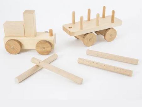 Camion-cu-remorca-PiniToys Camion cu remorcă