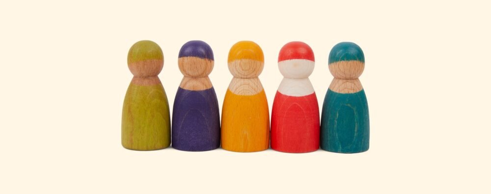 Prietenii-Curcubeului-Grimms-1 Prietenii Curcubeului | Rainbow Friends