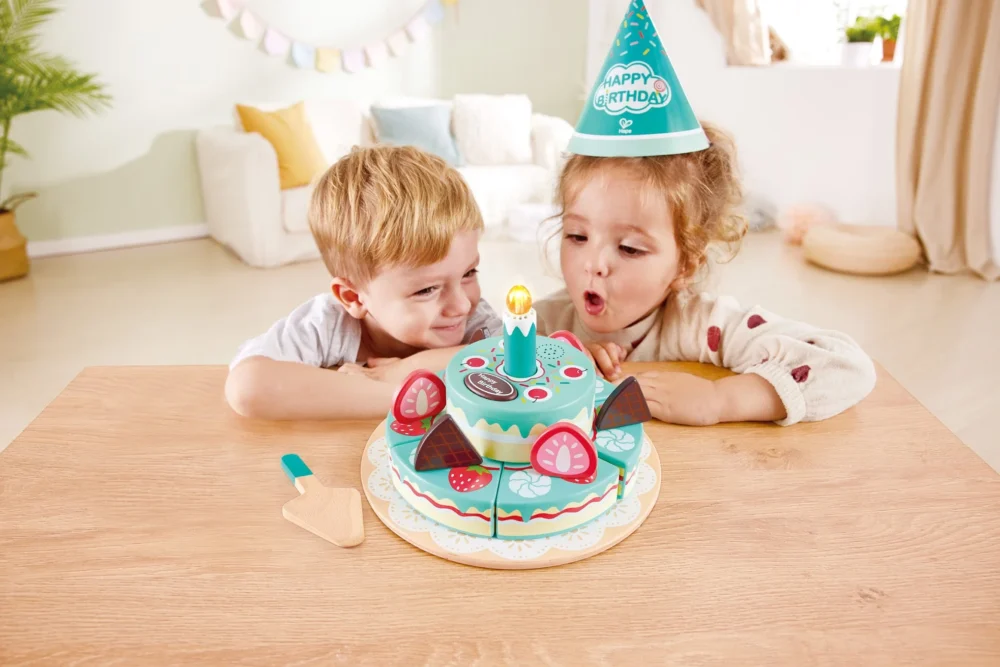 Tort interactiv La mulți ani l Interactive Happy Birthday Cake